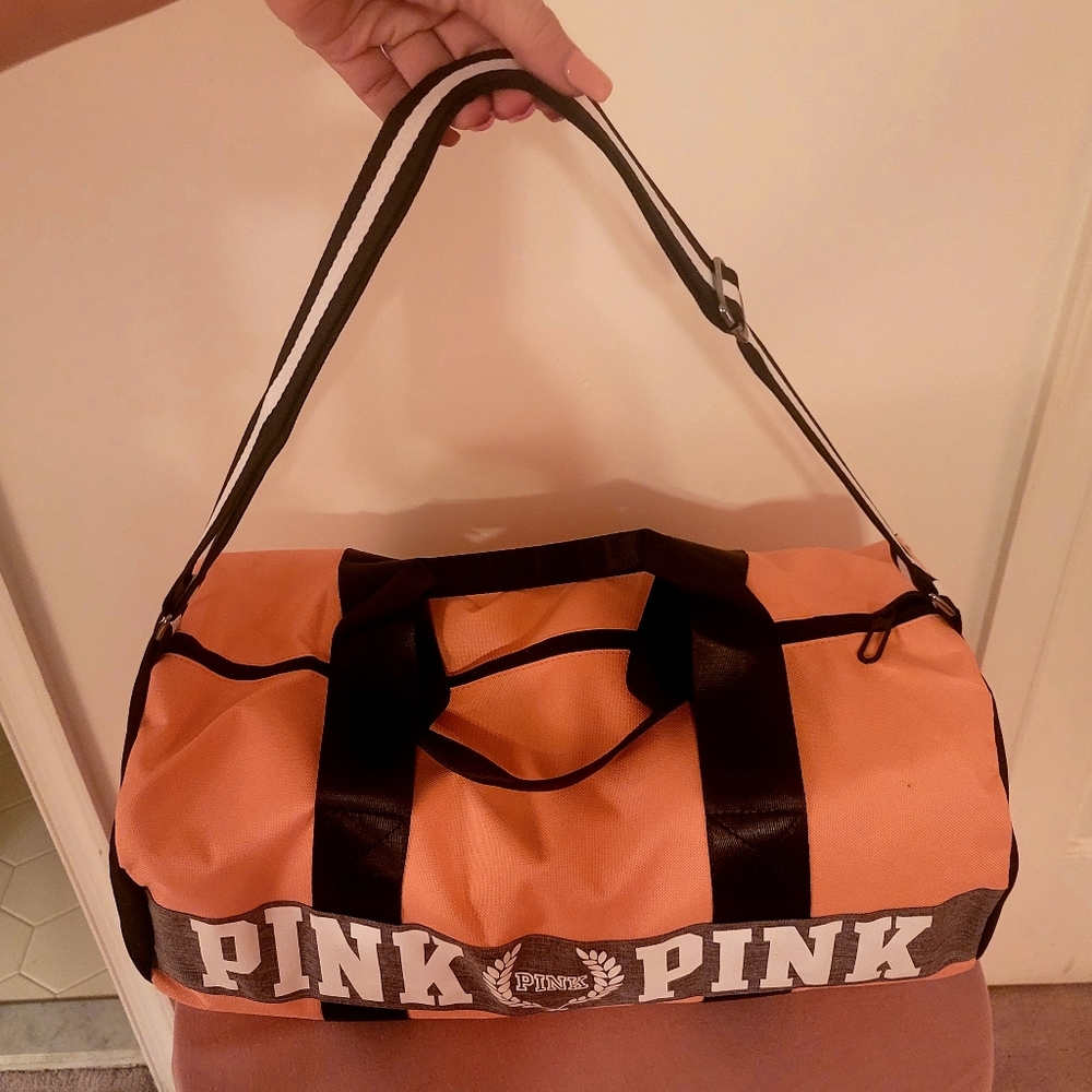 Pink Duffle Bag- 4 tone- Baby Pink/Black/Grey/White - Picture 2 of 3